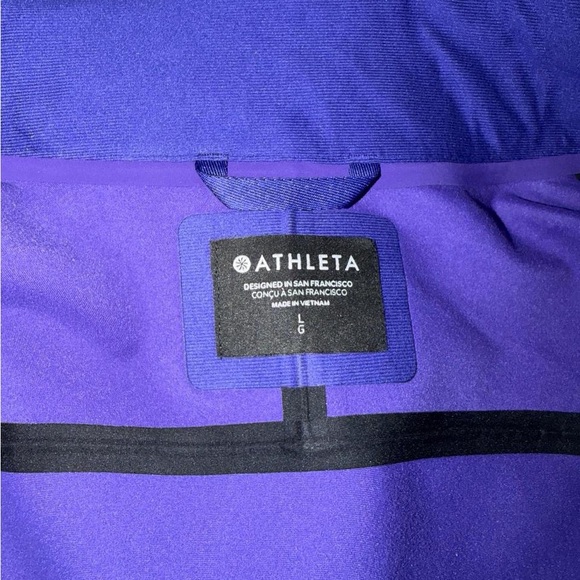 Athleta Glacier Softshell Jacket in Noble Blue (purple). - Picture 5 of 6
